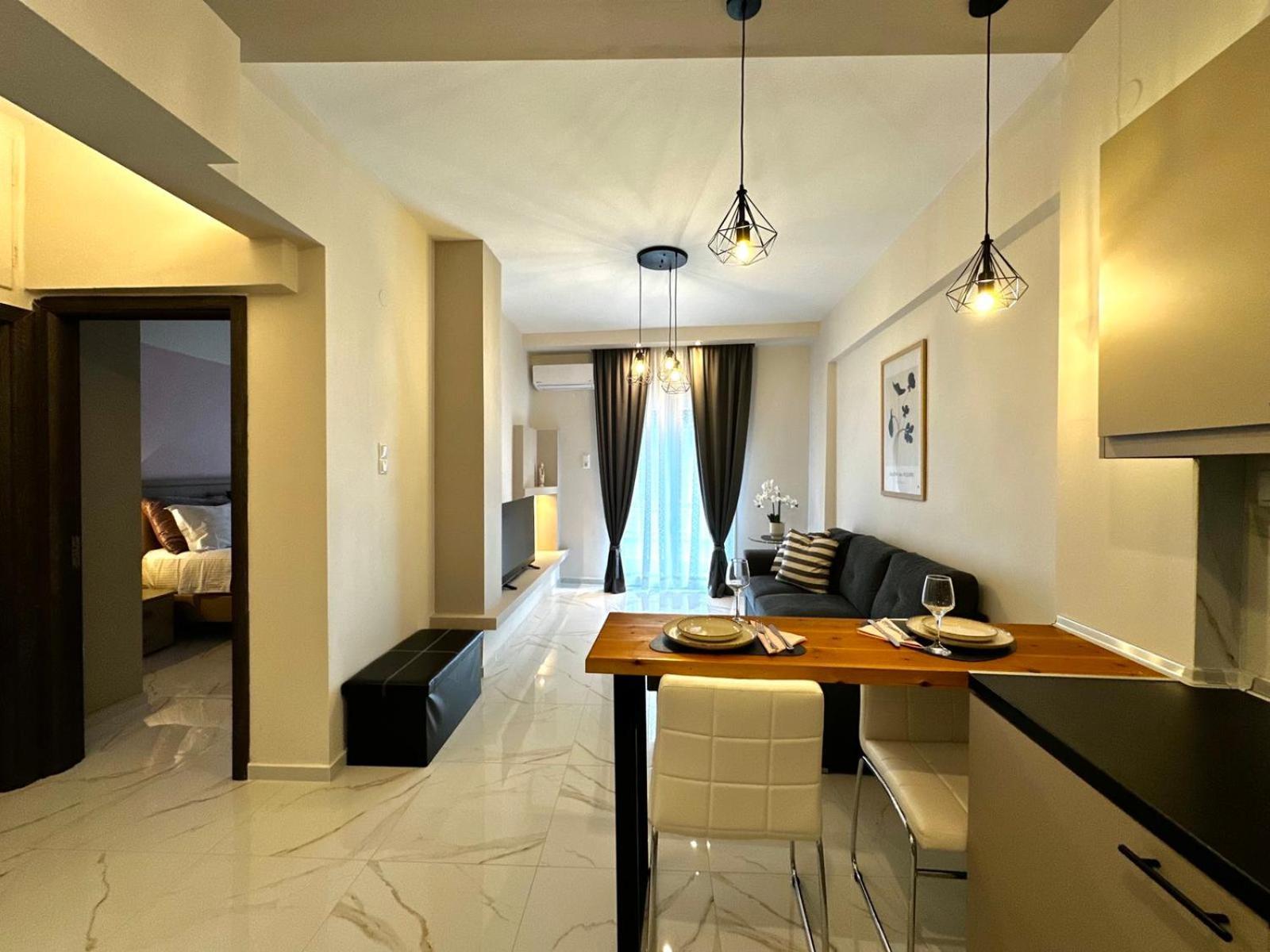 Elephant Apartment Кавала Екстериор снимка