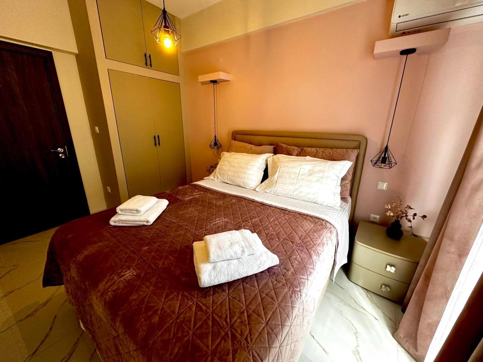 Elephant Apartment Кавала Екстериор снимка