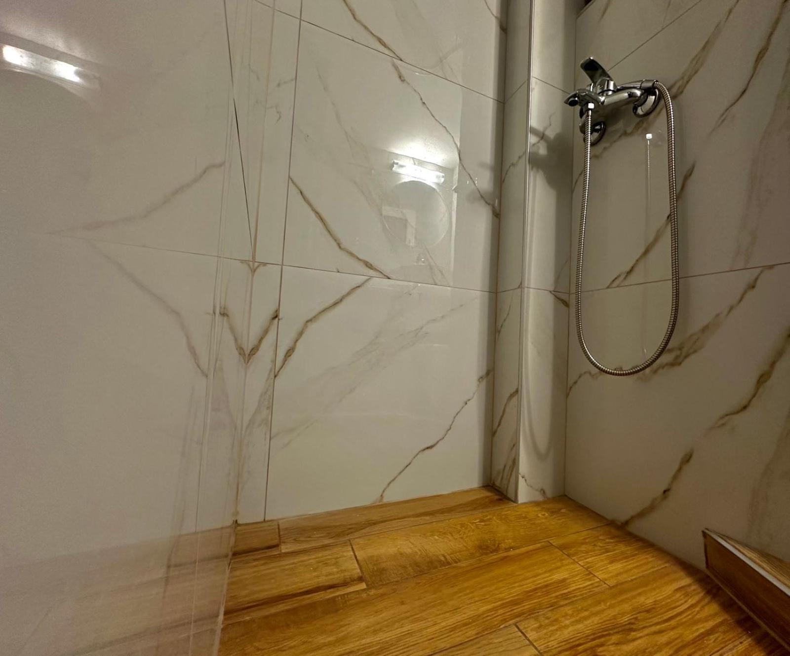 Elephant Apartment Кавала Екстериор снимка