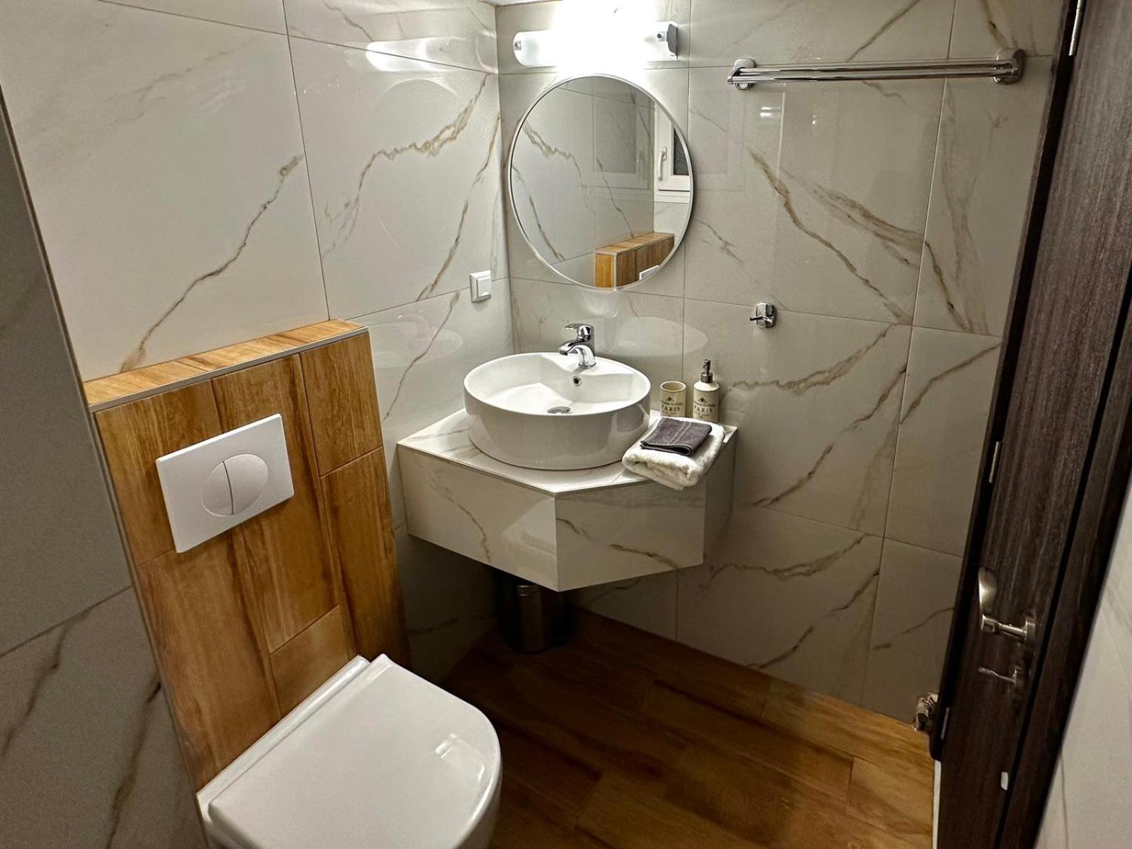 Elephant Apartment Кавала Екстериор снимка